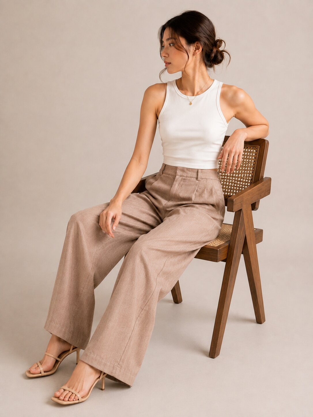 Pleated Wide-Leg Trousers – Khaki
